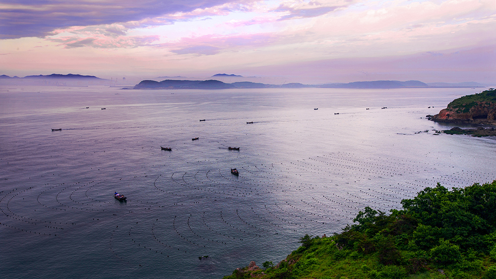 风平浪静的海湾